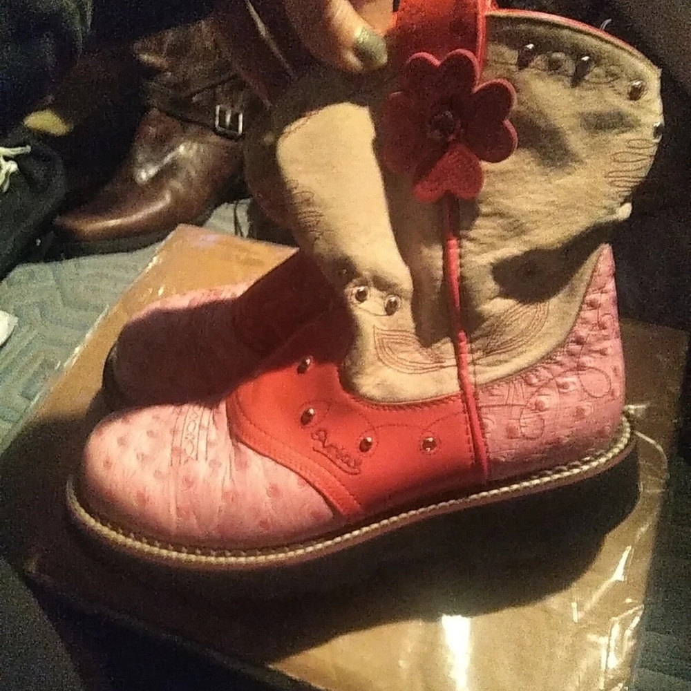 Ariat Boots Pink Size 5
